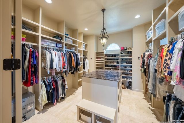 631 Menger Springs, Boerne, TX 78006