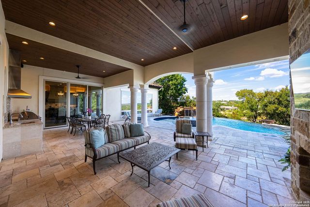 631 Menger Springs, Boerne, TX 78006