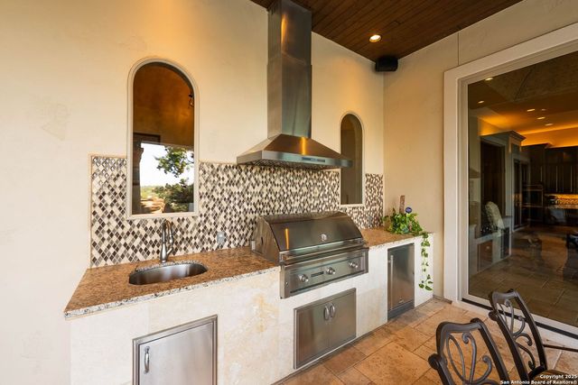 631 Menger Springs, Boerne, TX 78006