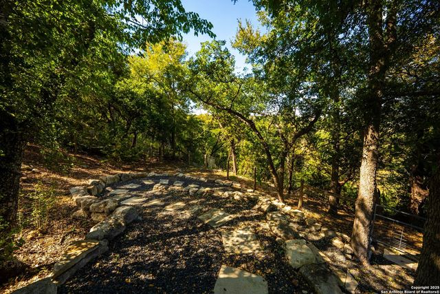 631 Menger Springs, Boerne, TX 78006