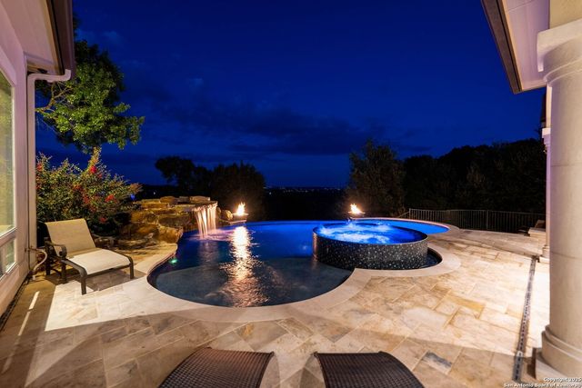 631 Menger Springs, Boerne, TX 78006