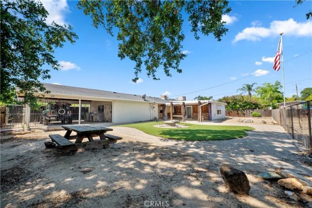 5431 E Indianapolis, Fresno, CA 93727