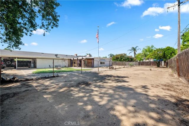 5431 E Indianapolis, Fresno, CA 93727