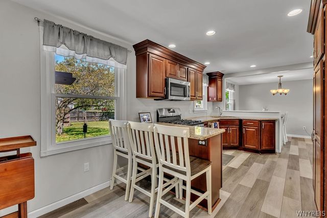 128 Annette Drive, West Seneca, NY 14224