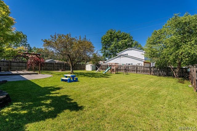 128 Annette Drive, West Seneca, NY 14224