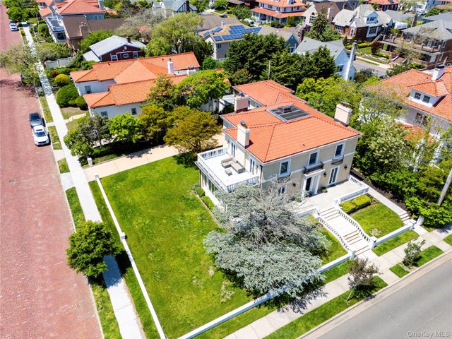 159 Magnolia Boulevard, Long Beach, NY 11561