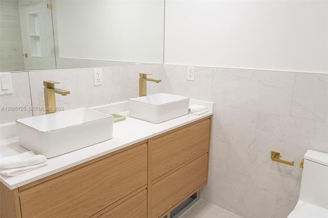 3051 N Course Drive 107, Pompano Beach, FL 33069