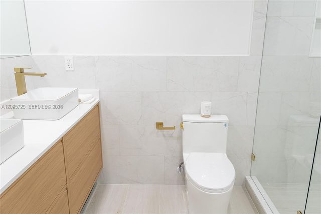 3051 N Course Drive 107, Pompano Beach, FL 33069