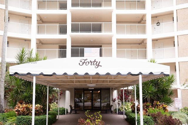 3051 N Course Drive 107, Pompano Beach, FL 33069