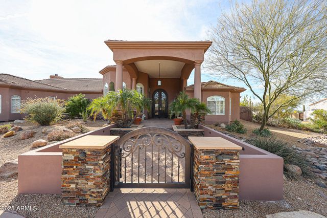 9015 E HACKAMORE Drive, Scottsdale, AZ 85255