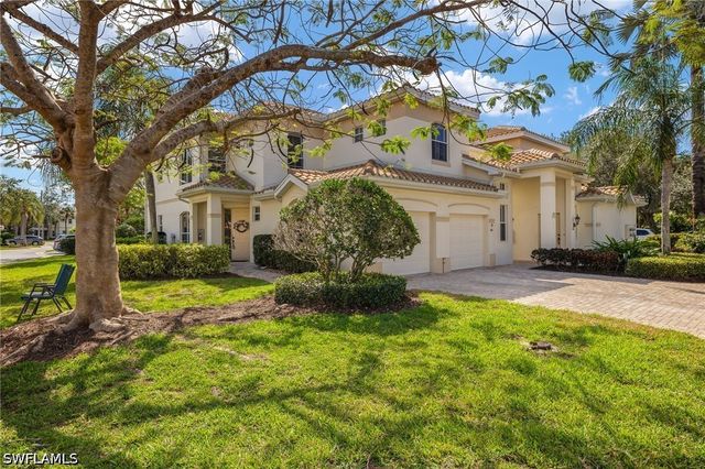 9050 Las Maderas DR 101, Bonita Springs, FL 34135