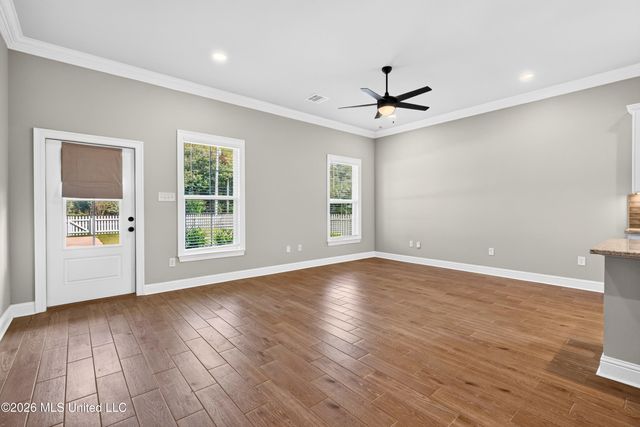 818 Old Spanish Trail, Bay Saint Louis, MS 39520