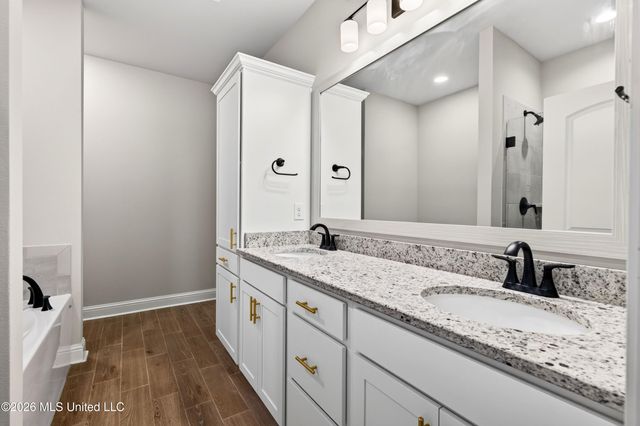 818 Old Spanish Trail, Bay Saint Louis, MS 39520