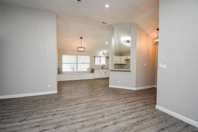 2012 Hickory Glen Drive, Missouri City, TX 77489