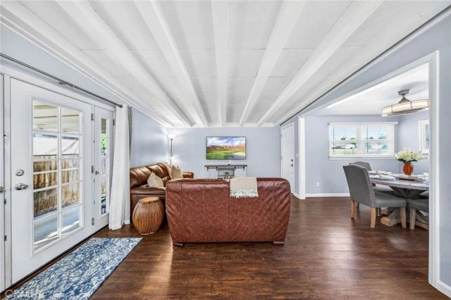 3548 Everest Avenue, Riverside, CA 92503