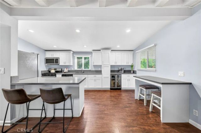 3548 Everest Avenue, Riverside, CA 92503