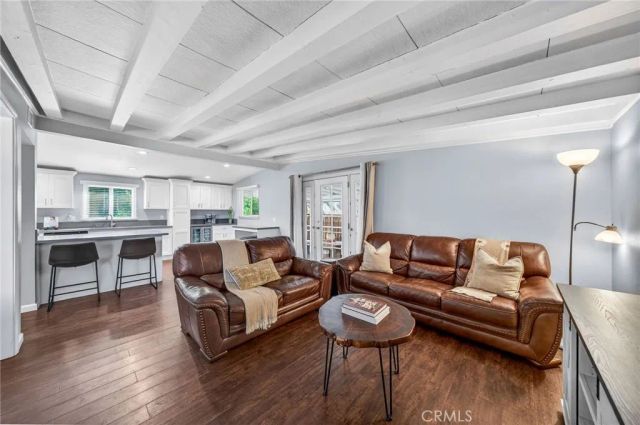 3548 Everest Avenue, Riverside, CA 92503