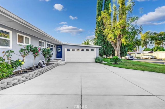 3548 Everest Avenue, Riverside, CA 92503