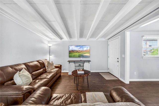 3548 Everest Avenue, Riverside, CA 92503