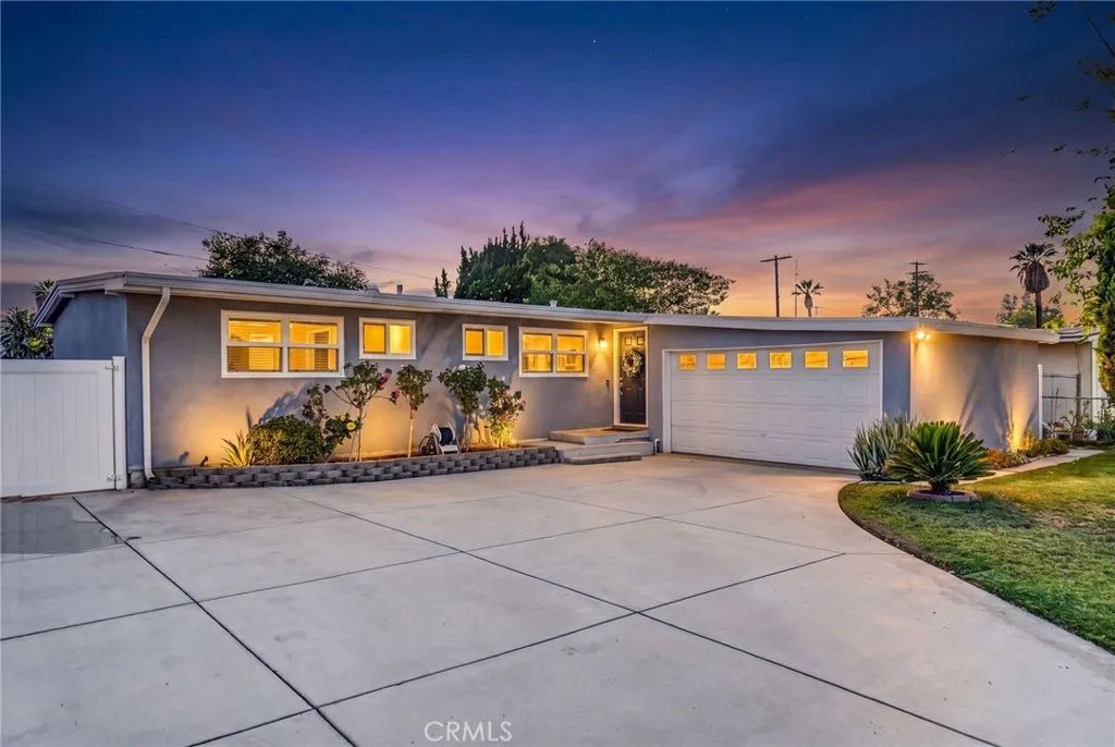 3548 Everest Avenue, Riverside, CA 92503