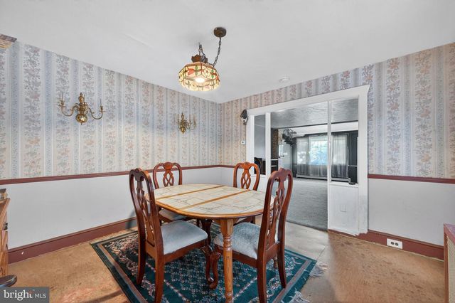 647 DELAWARE, Norwood, PA 19074