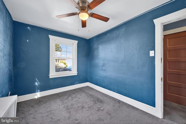 647 DELAWARE, Norwood, PA 19074