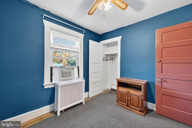 647 DELAWARE, Norwood, PA 19074