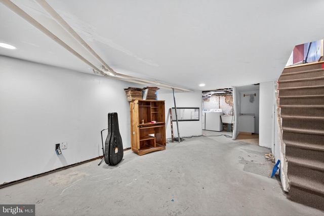 647 DELAWARE, Norwood, PA 19074