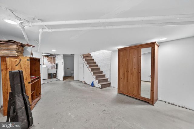 647 DELAWARE, Norwood, PA 19074