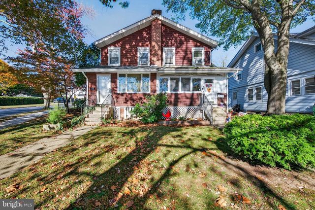 647 DELAWARE, Norwood, PA 19074