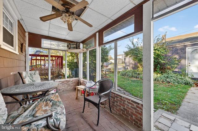 647 DELAWARE, Norwood, PA 19074