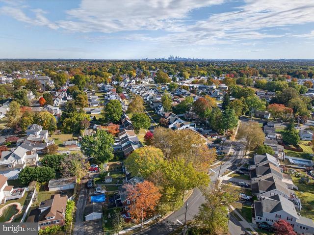 647 DELAWARE, Norwood, PA 19074