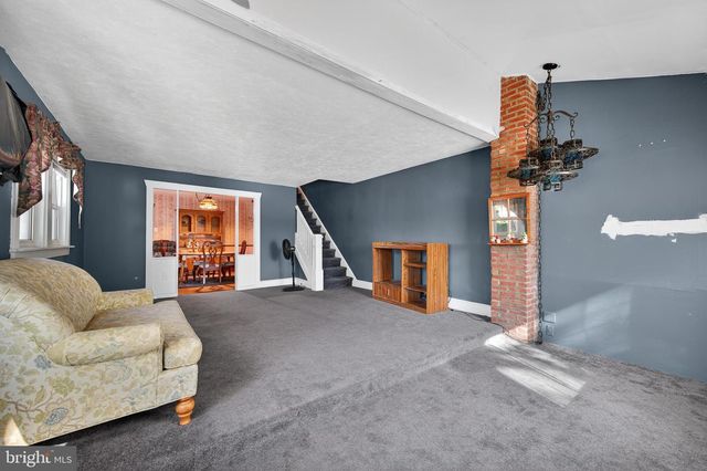 647 DELAWARE, Norwood, PA 19074