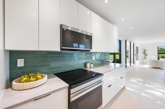 800 Greensward Court 107-I, Delray Beach, FL 33445