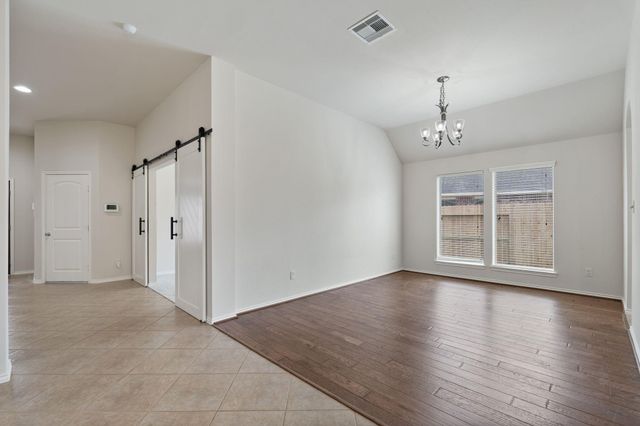 2707 Oak Pass Court, Conroe, TX 77385
