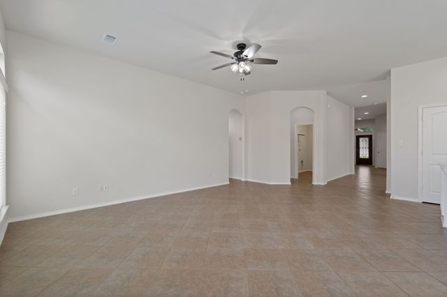2707 Oak Pass Court, Conroe, TX 77385