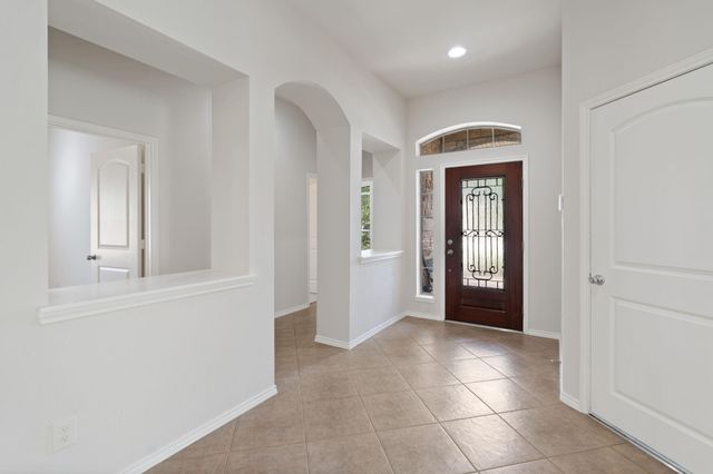 2707 Oak Pass Court, Conroe, TX 77385
