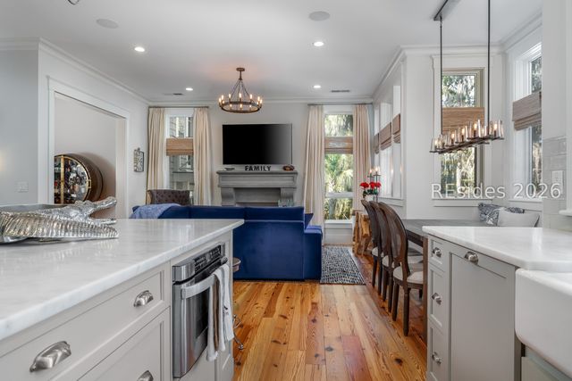 27 Greenleaf Rd, Bluffton, SC 29910