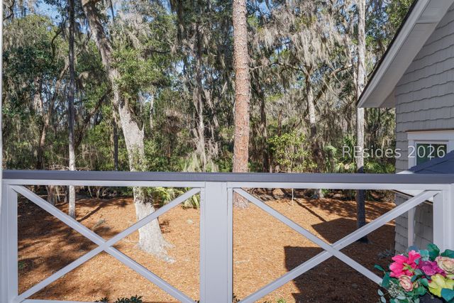 27 Greenleaf Rd, Bluffton, SC 29910