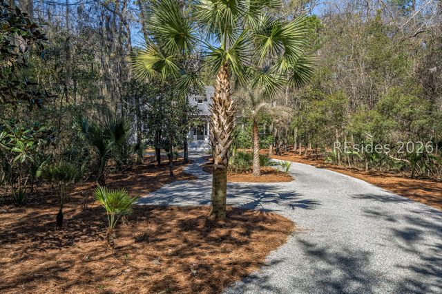 27 Greenleaf Rd, Bluffton, SC 29910