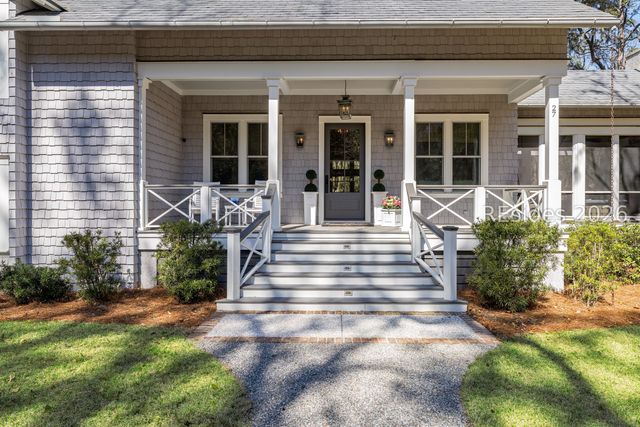 27 Greenleaf Rd, Bluffton, SC 29910