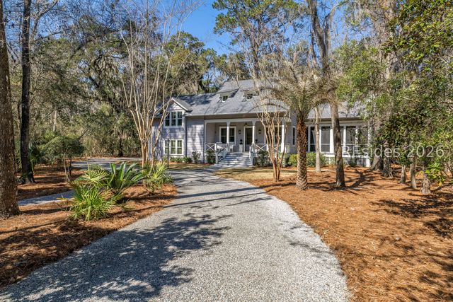 27 Greenleaf Rd, Bluffton, SC 29910