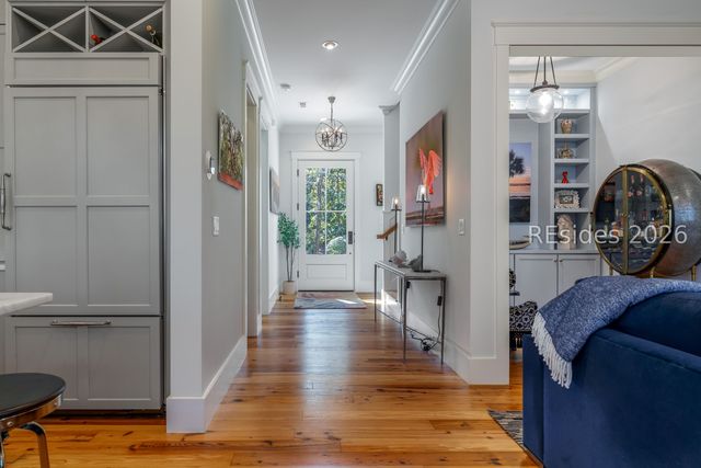 27 Greenleaf Rd, Bluffton, SC 29910