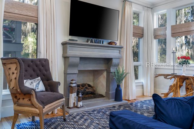 27 Greenleaf Rd, Bluffton, SC 29910