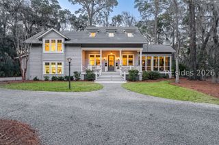 27 Greenleaf Rd, Bluffton, SC 29910