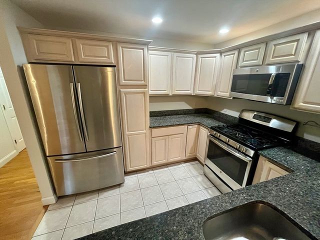 6 North Park Street 6, Watertown, MA 02472