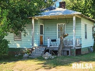 1901 E EDWARDS Street, Springfield, IL 62703