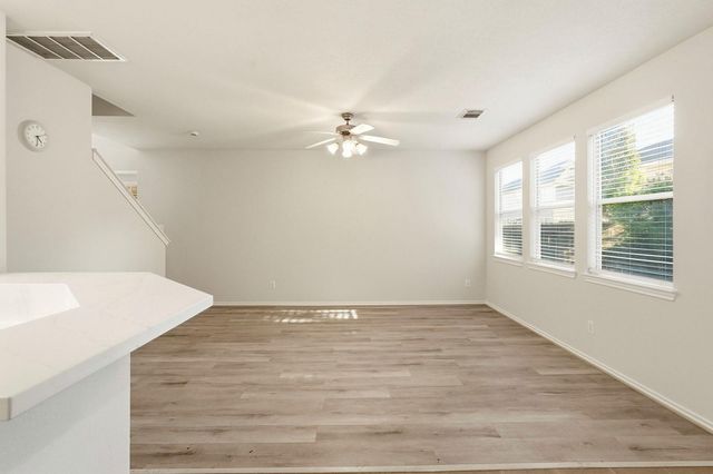 2918 Tarpey Avenue, Texas City, TX 77590