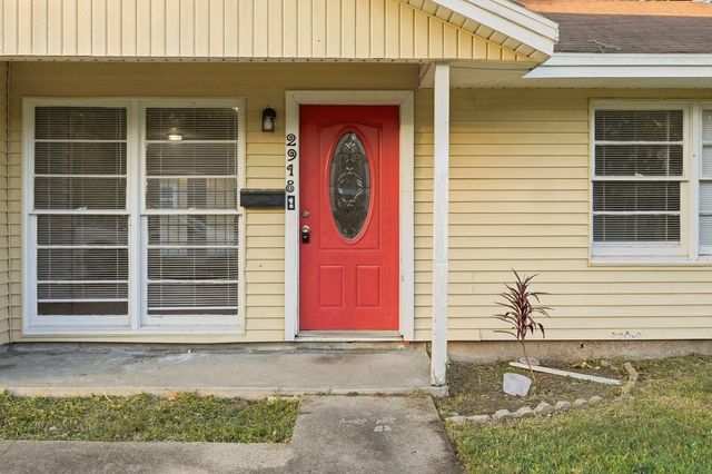 2918 Tarpey Avenue, Texas City, TX 77590