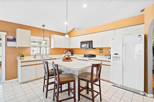 638 WHITE RIVER DRIVE, Orlando, FL 32828